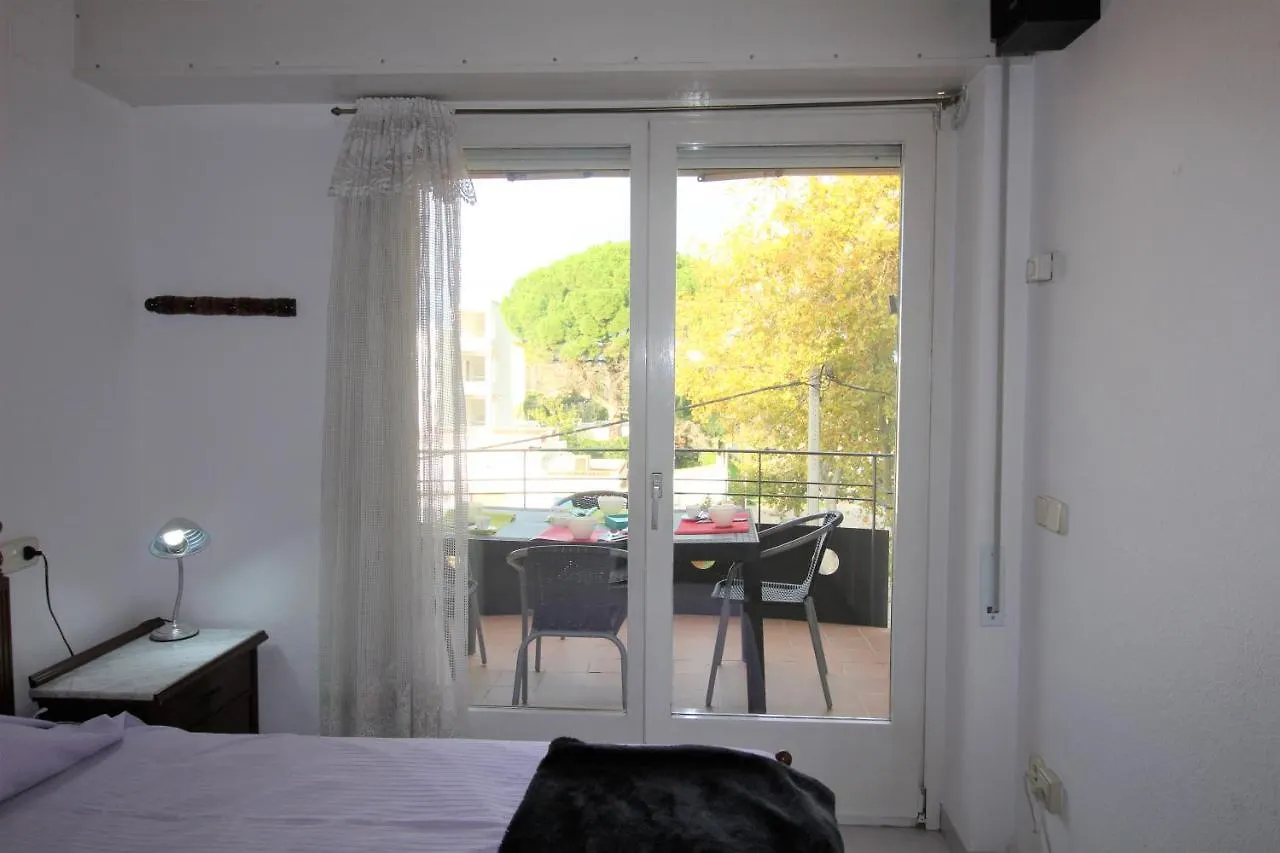 Mar I Neu 2165 Daire Roses 0*,  İspanya